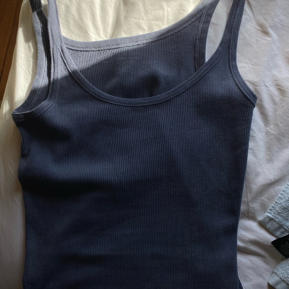 Brandy Melville tank one size in navy blue